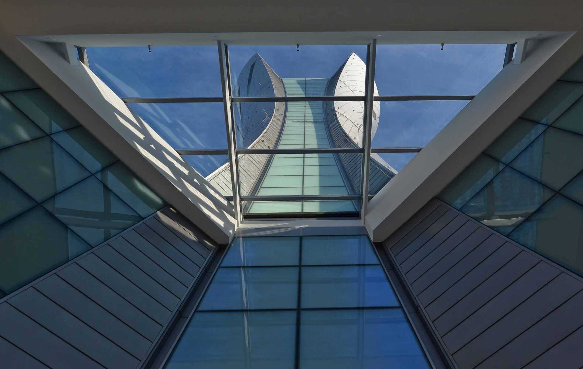 KPS Project SFO Air Traffic Control Tower Glass Metal Material San Francisco